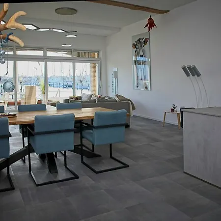 酒店 Hureninzeeland - Marina Port Zelande Comfort Appartementen 奥德多普