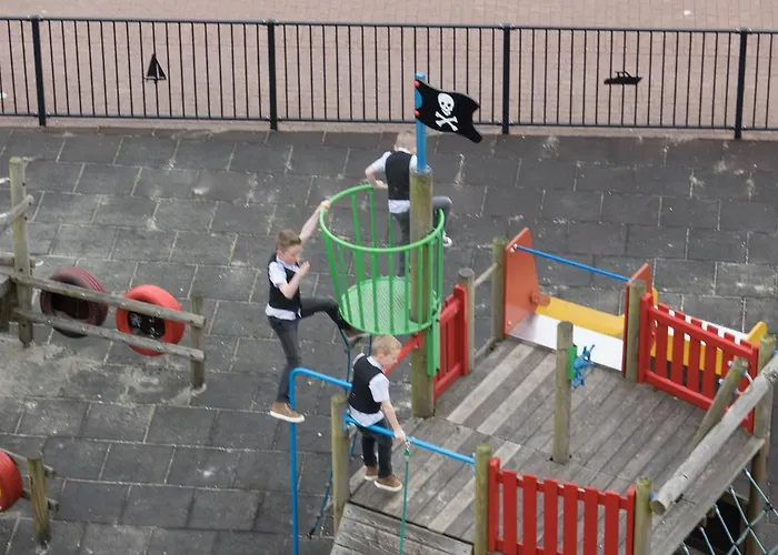 Hureninzeeland - Marina Port Zélande Comfort Appartementen Hotel Ouddorp