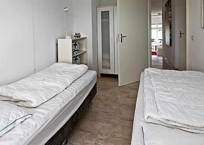 Hureninzeeland - Marina Port Zélande Comfort Appartementen Hotel Ouddorp